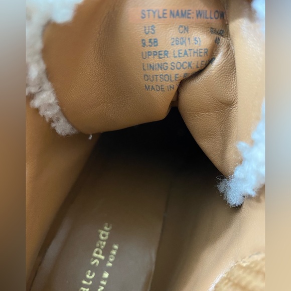 kate spade new york
Willow Suede Shearling Lined Wedge
Hiker Booties - Picture 12 of 12